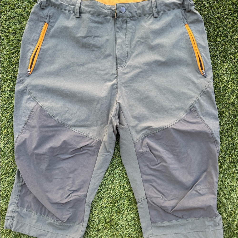Men's Gray and Orange Shorts
